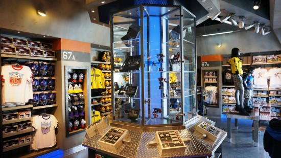 La tienda de regalos Transformers ya está abierta en Universal Studios Florida (incluye 48 imágenes y video HD)