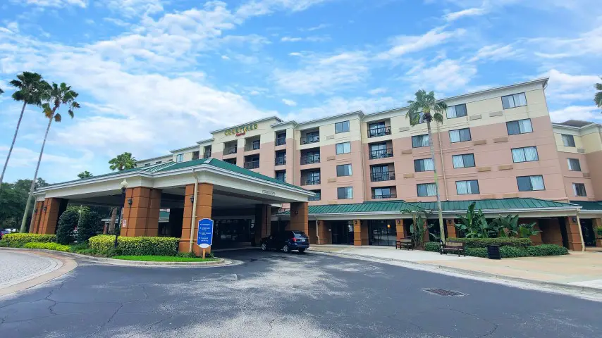 Hoteles asequibles cerca de Walt Disney World Resort – Marriott Village Lake Buena Vista