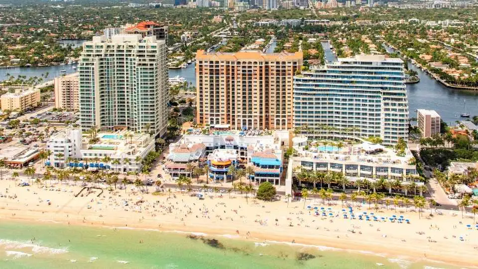 Torres Marriott's BeachPlace - Fort Lauderdale, Florida