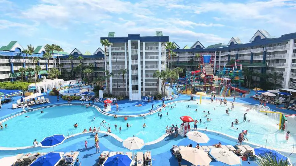 Holiday Inn Resort Orlando Suites – Parque acuático (Tour del hotel)