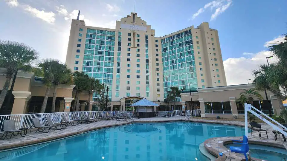 Hotel Kinetic Orlando Universal Boulevard (hotel marca Marriott cerca de Universal Orlando)
