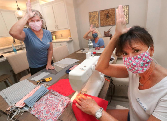 La gente de Margaritaville fabrica cientos de máscaras para los trabajadores de la salud