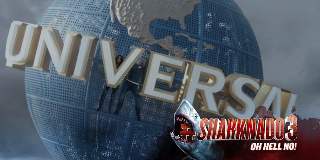 3 razones por las que los fanáticos de Universal DEBEN ver Sharknado 3