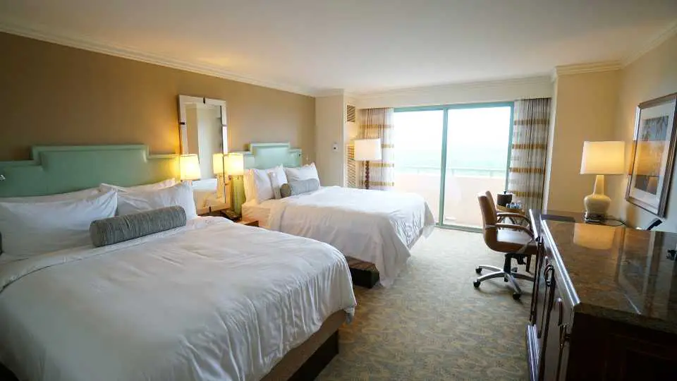 JW Marriott Orlando Grande Lakes – Tour por el hotel y la habitación