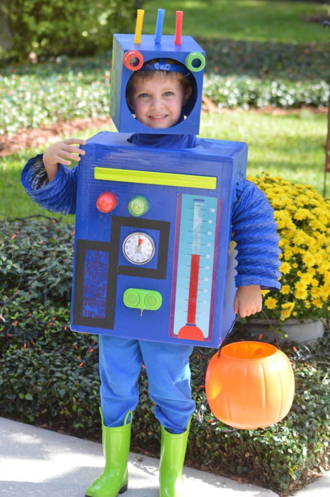 Disfraz infantil DIY de Halloween: El robot