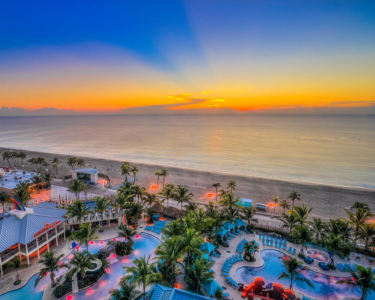 Margaritaville Hollywood Beach Resort incluido en la lista de las 25 mejores vacaciones románticas en la playa en Florida