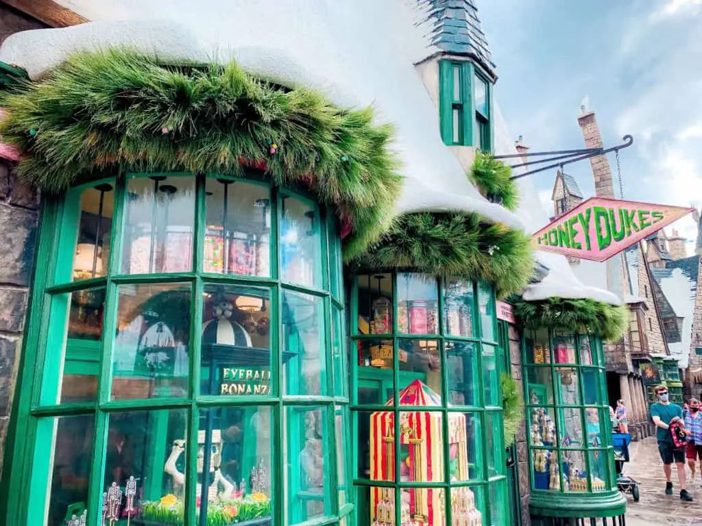 La Navidad llega al Mundo Mágico de Harry Potter y más allá en Islands of Adventure