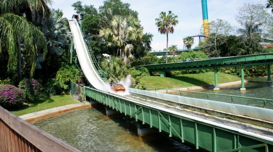Informe del viaje a Busch Gardens Tampa: abril de 2014 (pruebas de Falcon's Fury, progreso de Pantopia, "Iceploration" y el nuevo Refresh Market)