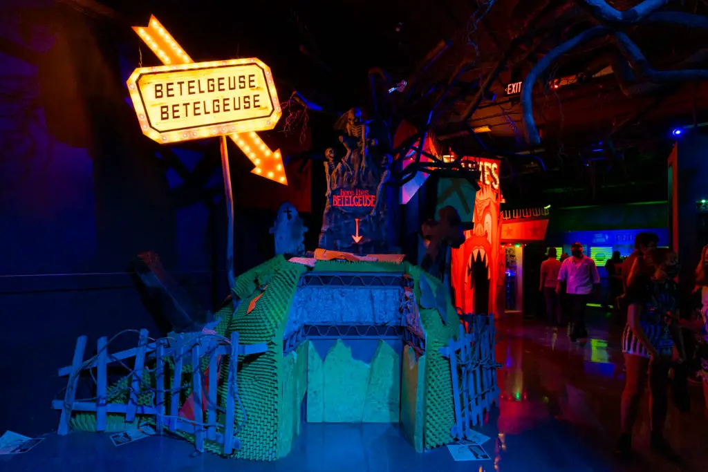 Se revela la casa embrujada de Beetlejuice para Halloween 2020 en Universal Orlando