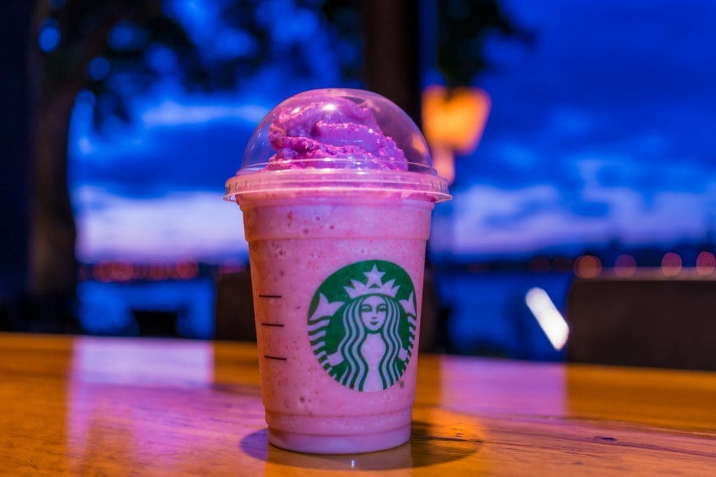 Starbucks ofrece bebida exclusiva de Disney Springs