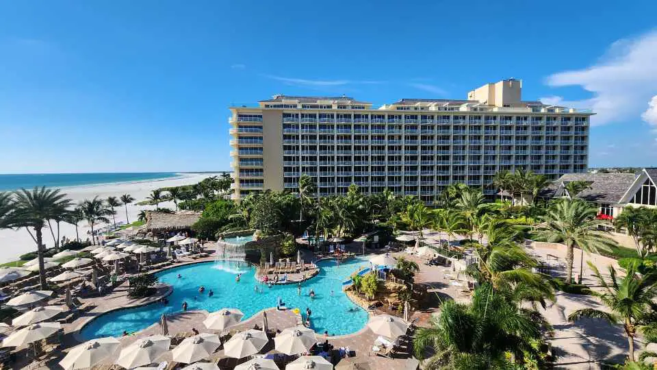 El JW Marriott Marco Island Beach Resort (recorrido por el hotel y la habitación)