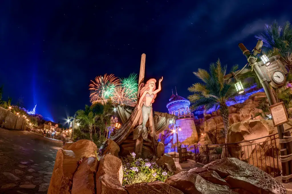 9 lugares épicos para ver los fuegos artificiales de Disney