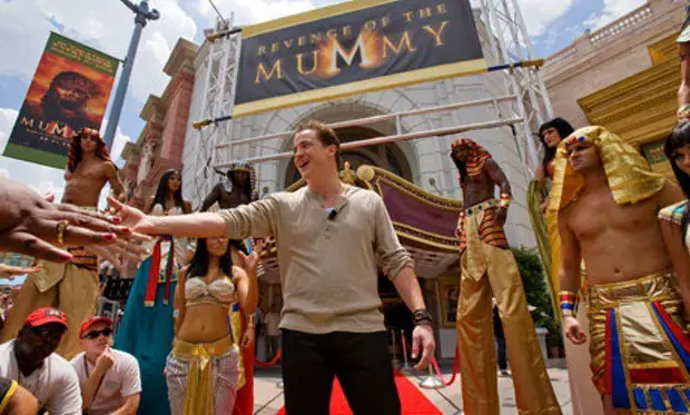 5 razones por las que La Venganza de la Momia es la atracción más pasada por alto en Universal Orlando