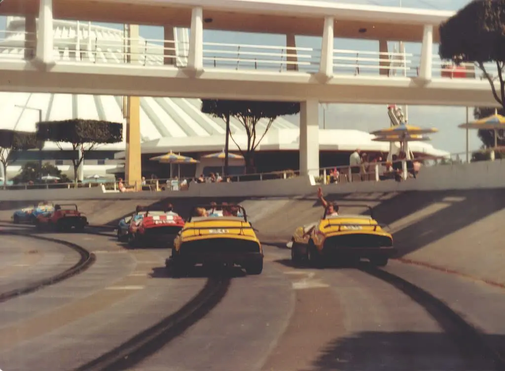 ¿La montaña rusa Tron llegará a Disney World?