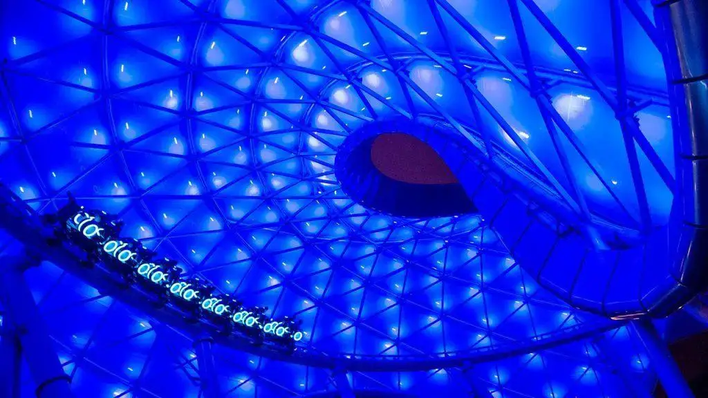 ¿La montaña rusa Tron llegará a Disney World?