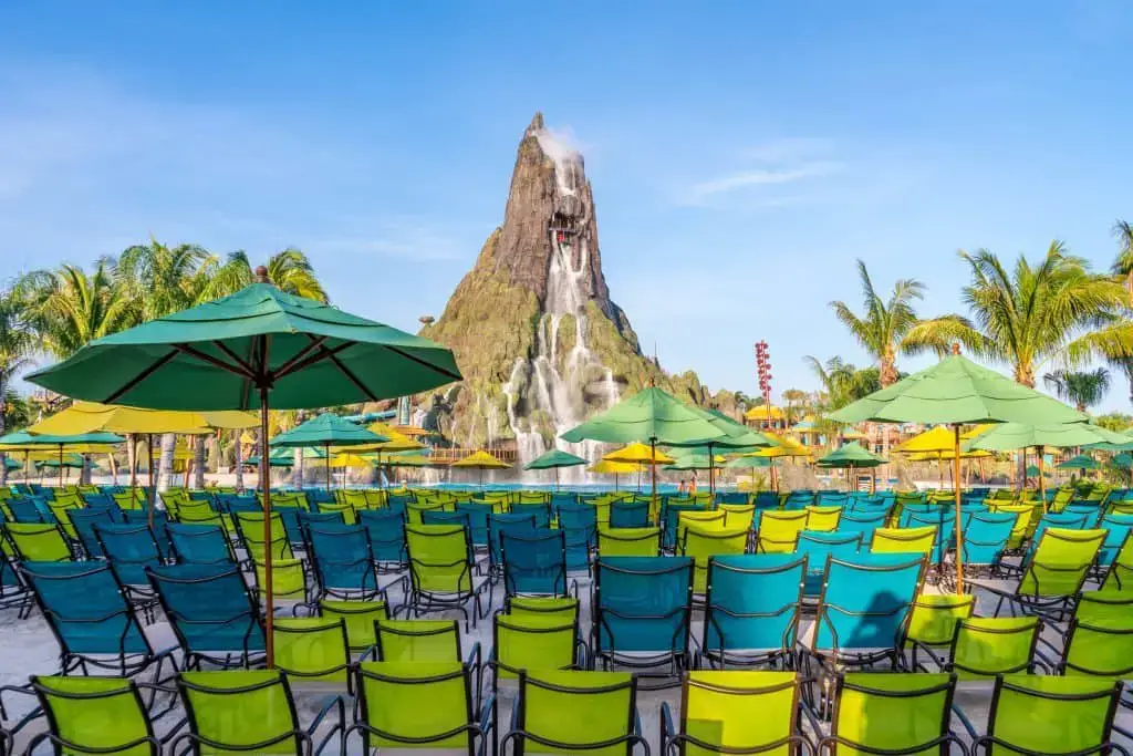 9 impresionantes fotos matutinas de Universal’s Volcano Bay