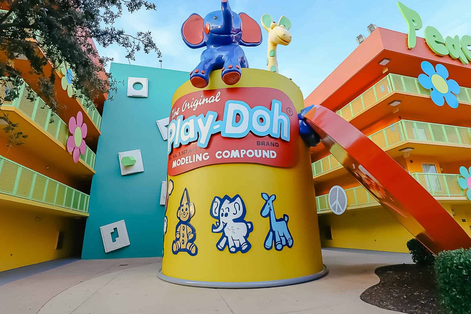 Reseña: Disney's Pop Century Resort - yourfirstvisit.net
