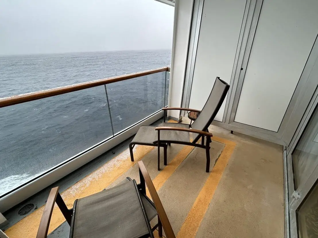 ¿Cuál es la mejor ubicación de la cabina en un crucero para evitar...