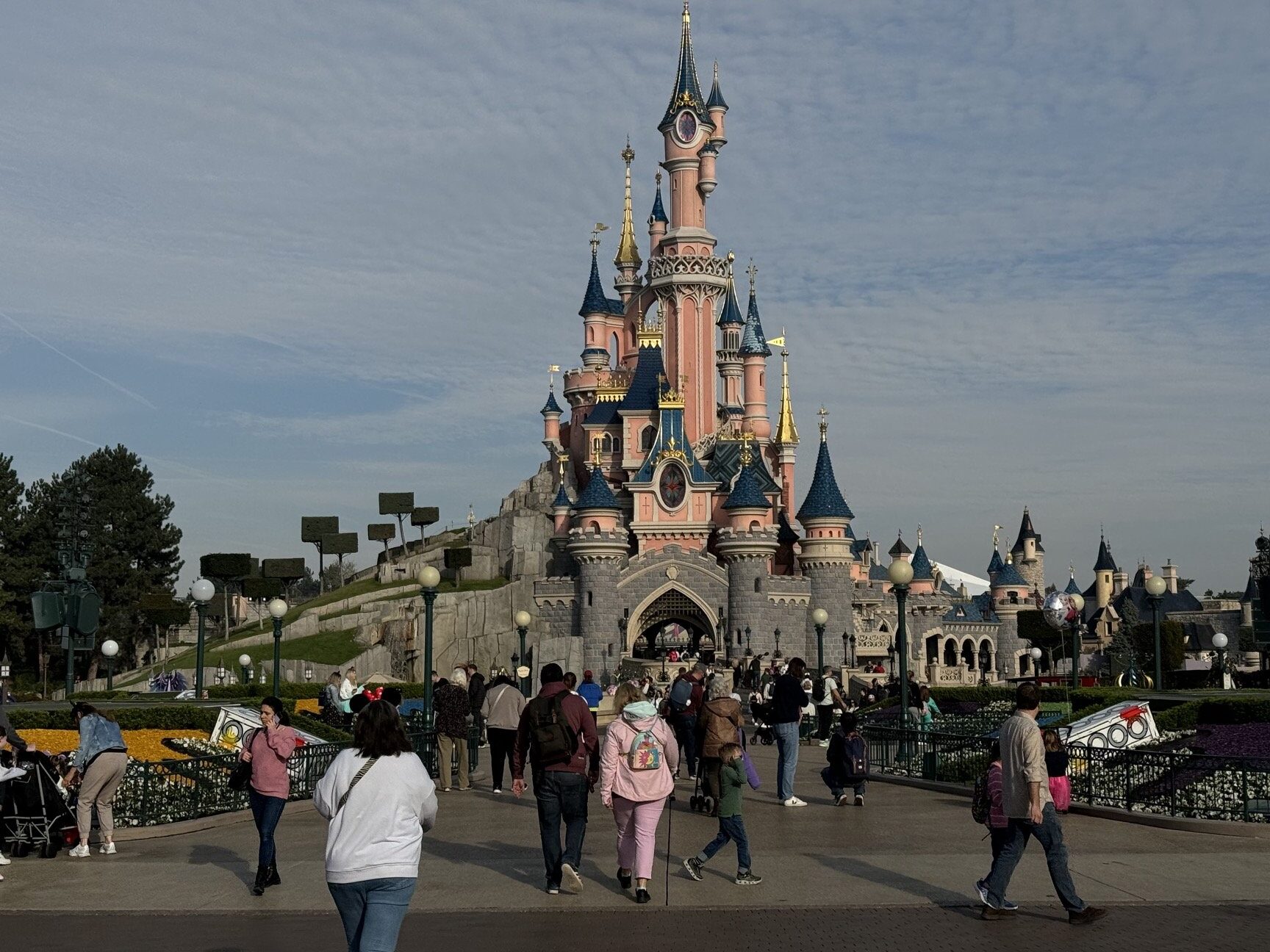 Guía completa y consejos de Disneyland París (2024)